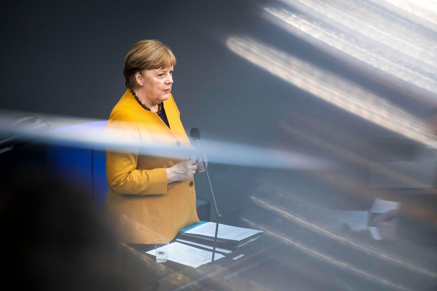 Bundeskanzlerin Merkel beantwortet am 24. März 2021 Fragen im Bundestag