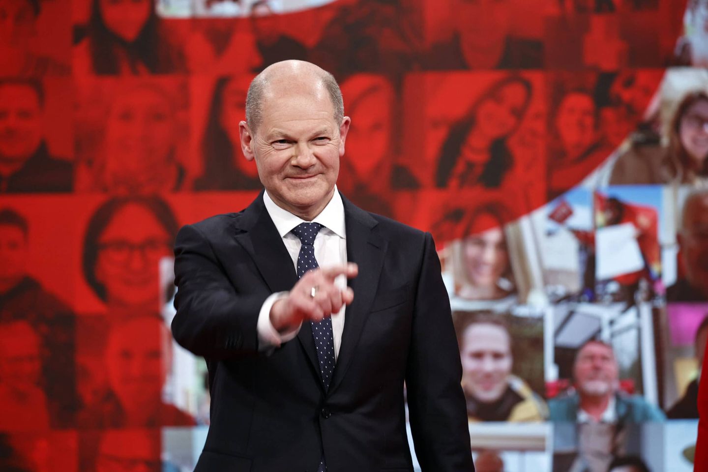 Bundesfinanzminister Olaf Scholz aufgenommen im Rahmen des digitalen Bundesparteitages der SPD in Berlin