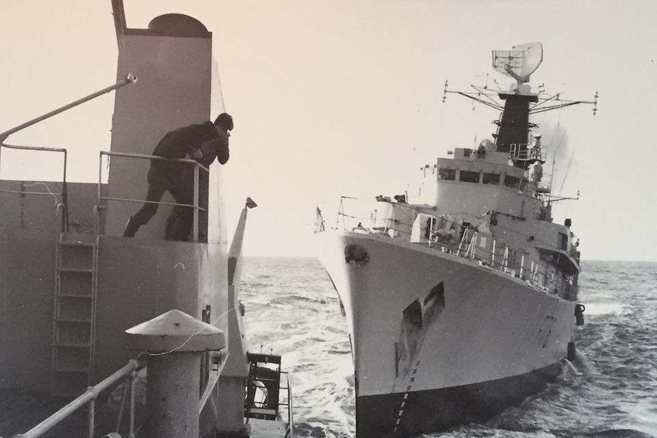 Die HMS Mermaid kollidert 1976 mit dem isländischen Schiff Thor.