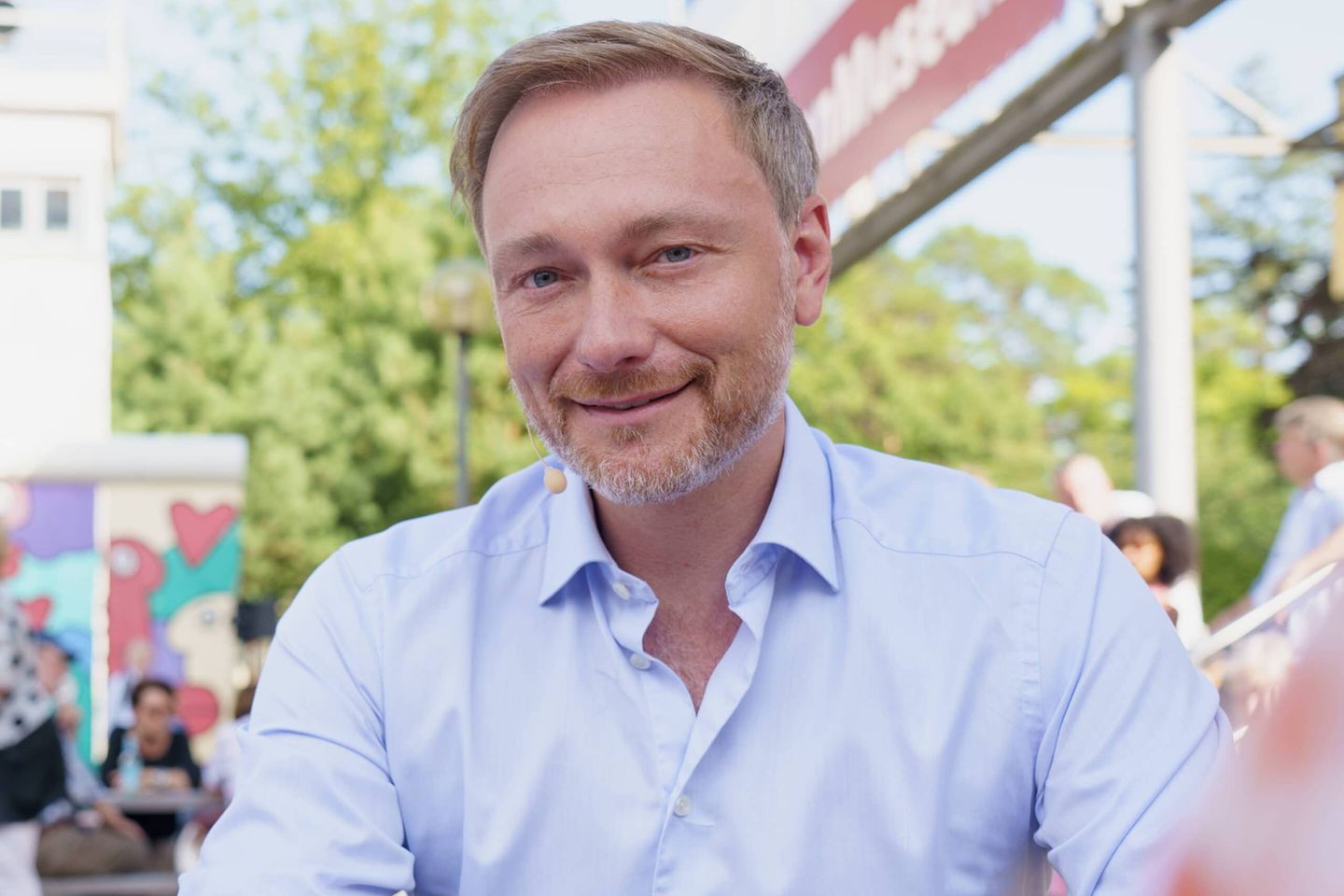 Christian Lindner, Bundesvorsitzender der FDP, bei der Wahlkampfauftaktveranstaltung in Berlin - Wahlkampfveranstaltung -Christian Lindner, Bundesvorsitzender der FDP, bei der Wahlkampfauftaktveranstaltung in Berlin - Wahlkampfveranstaltung -, Berlin Berlin Deutschland Alliiertenmuseum Dahlem *** Christian Lindner, Federal Chairman of the FDP, at the election campaign kick-off event in Berlin Election campaign event Christian Lindner, Federal Chairman of the FDP, at the election campaign kick-off event in Berlin Election campaign event , Berlin Berlin Germany Alliiertenmuseum Dahlem