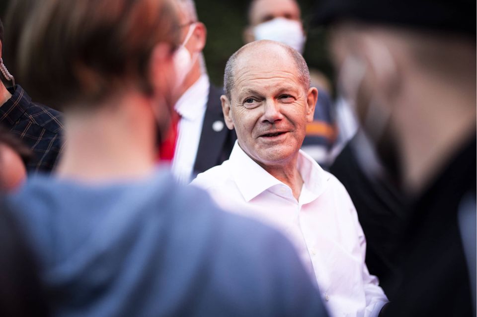 Olaf Scholz, Kanzlerkandidat der SPD, aufgenommen im Rahmen des Sommerfestes der SPD Leipzig, 05.09.2021. Leipzig Deutschland *** Olaf Scholz, candidate for chancellor of the SPD, taken at the summer party of the SPD Leipzig, 05 09 2021 Leipzig Germany Copyright: xFlorianxGaertner/photothek.dex