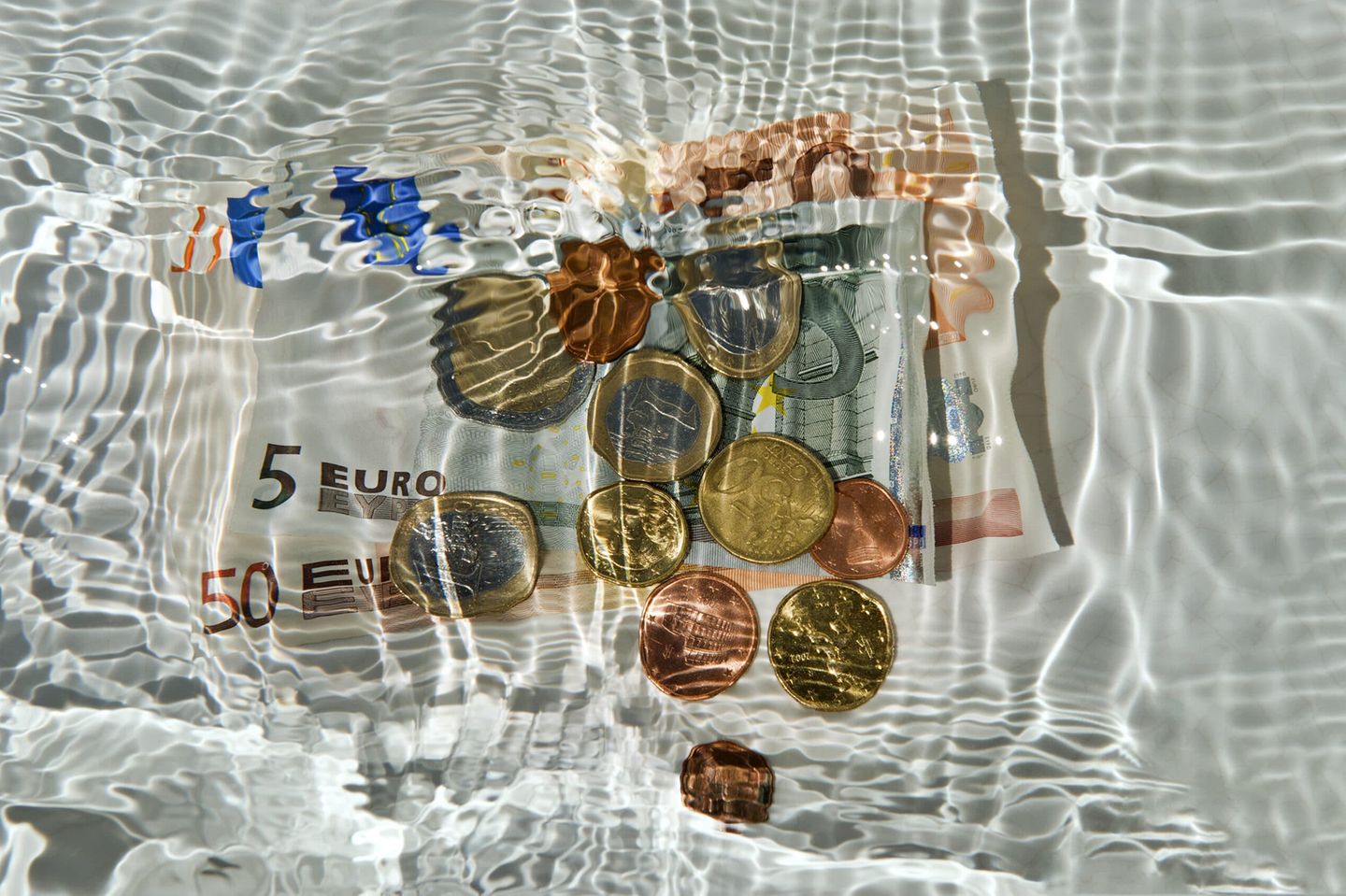 euro underwater