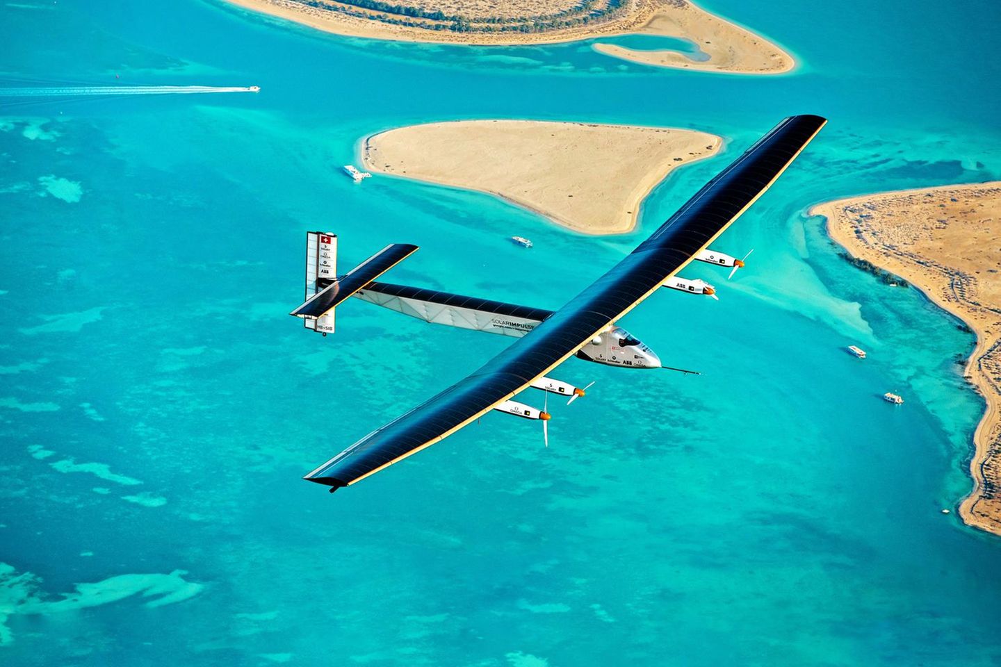 Brüder, zur Sonne: 2016 umrundete Bertrand Piccard in einem Solarflugzeug die Welt