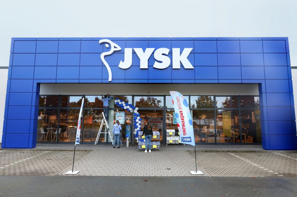 Die 970 Stores von Dänisches Bettenlager in Deutschland werden in Jysk umbenannt