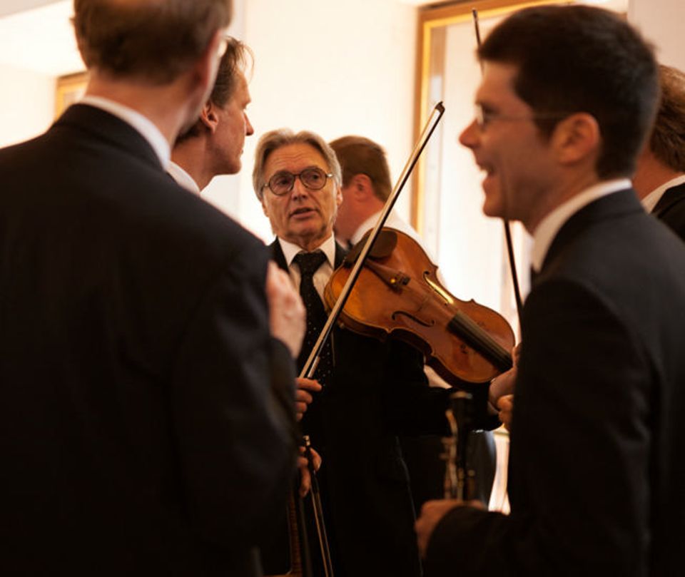 Bratschist Wilfried Stehle ist seit 1970 bei den Philharmonikern