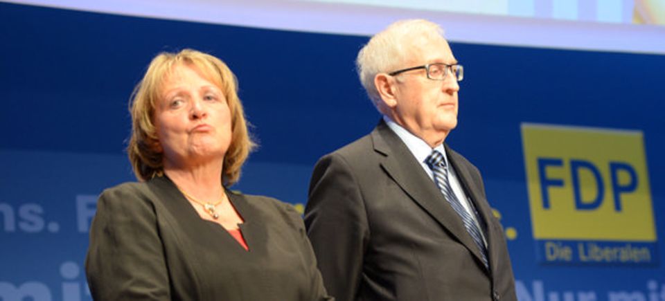 Schockierte Liberale: Justizministerin Leutheusser-Schnarrenberger und Spitzenkandidat Brüderle