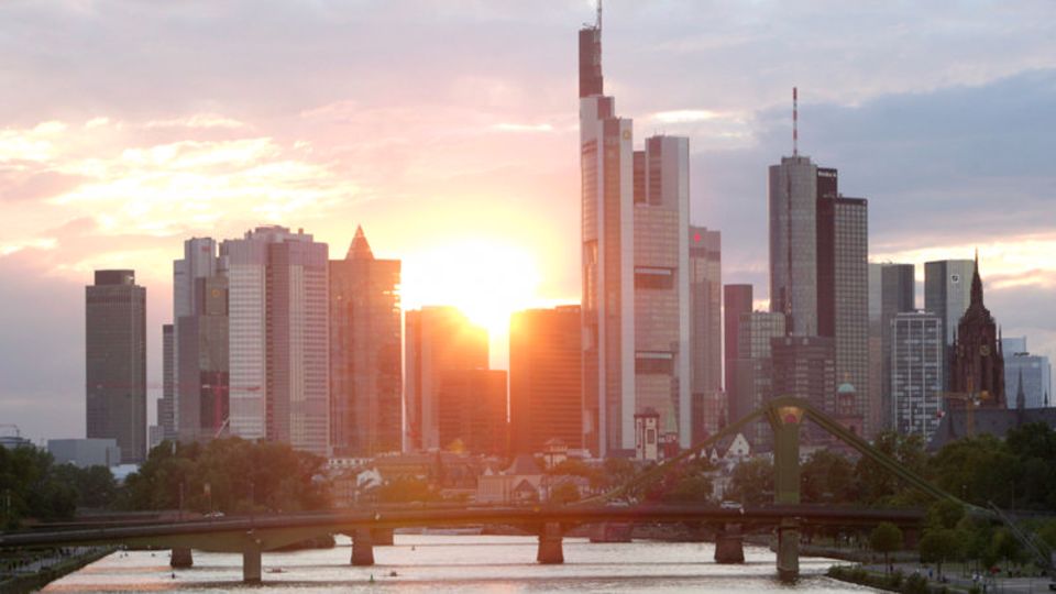 In den Frankfurter Bankenzentralen herrscht Ratlosigkeit