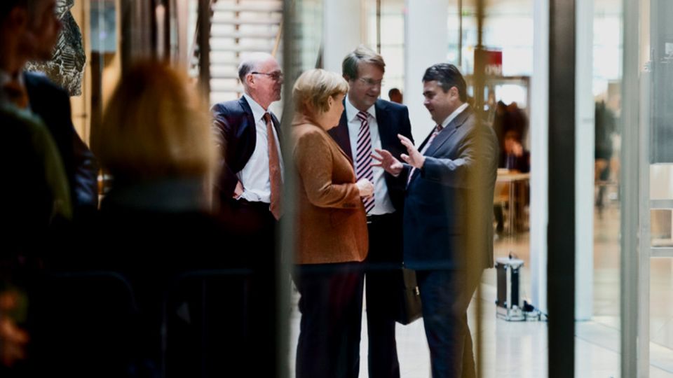 Die Elite ist mit dem Verhandlungsergebnis von Kanzlerin Merkel und SPD-Chef Gabriel nicht einverstanden