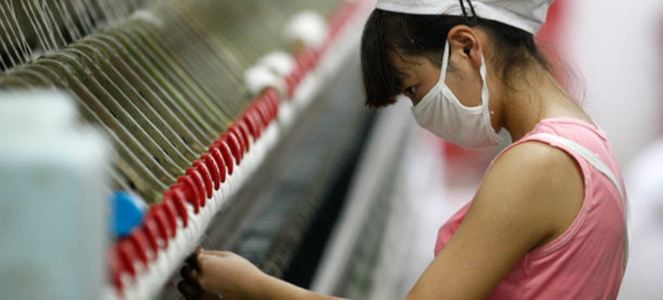 Asiatische Textilarbeiterin: Die Arbeitnehmerrechte in diesen Ländern entsprechen nicht westlichen Standards