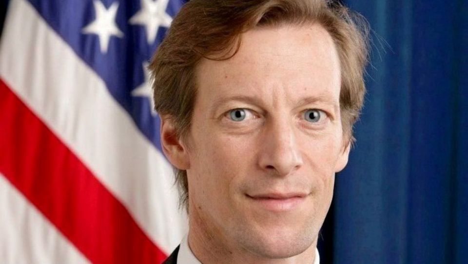 Rod Hunter war leitender Direktor für internationale Wirtschaftsfragen im Nationalen Sicherheitsrat von US-Präsident George W. Bush. Er ist Senior Vice President des US-Verbands der pharmazeutischen Industrie