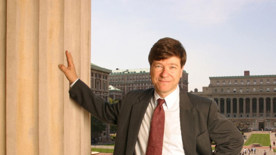 Jeffrey D. Sachs ist Professor für nachhaltige Entwicklung, Professor für Gesundheitspolitik und Gesundheitsmanagement sowie Direktor des Earth Institute der Columbia University