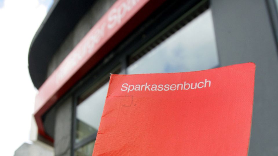 Das Sparbuch hat bei den Deutschen noch nicht ausgedient