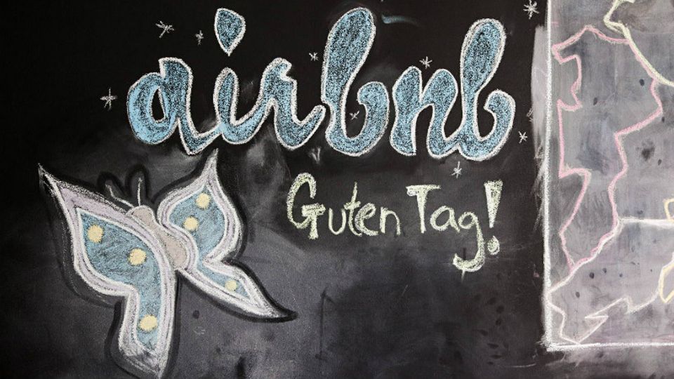 Airbnb verdient viel Geld mit dem Teilen von Wohnungen