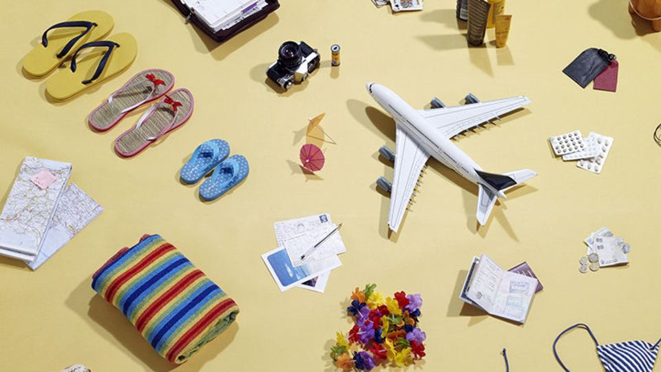 Die Vorfreude auf die Reise wird oftmals getrübt, wenn man im Flieger den Sitznachbarn fragt, was er gezahlt hat - häufig deutlich weniger – Foto: Getty Images