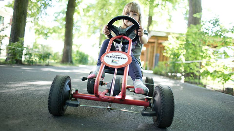 Das Kettcar war einmal der Verkaufsschlager von Kettler - Foto: Getty Images