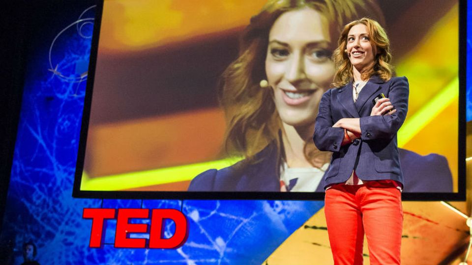 Kelly McGonigal bei einer TED-Konferenz in Edinburgh - Foto: James Duncan Davidson/Flickr (CC BY-NC 2.0)