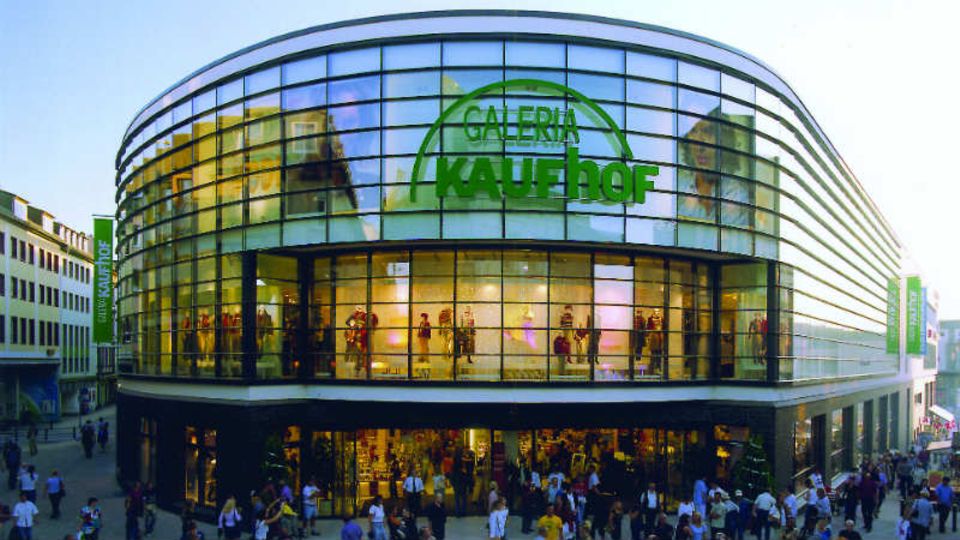 Galeria Kaufhof, eine Tochter der Metro AG, betreibt in Deutschland 104 Waren- und 16 Sporthäuser, dazu 16 Filialen in Belgien. Die Gruppe ist operativ profitabel, mit 21.000 Mitarbeitern erzielt sie über 3 Mrd. Euro Umsatz - Foto: Metro AG