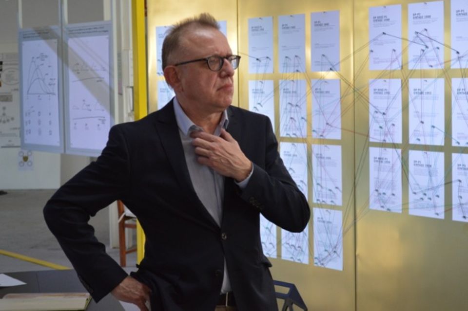 Richard Geoffroy informiert sich im ElBulli-Lab über den Stand der Forschung