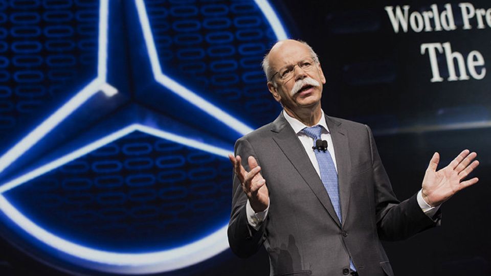 Daimler-Chef Dieter Zetsche kann zufrieden sein: Rendite und Verkaufszahlen stimmen - Foto: Getty Images