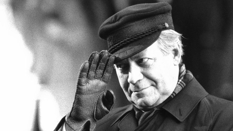 Altkanzler Helmut Schmidt ist am 10.11.2015 im Alter von 96 Jahren gestorben - Foto: Getty Images