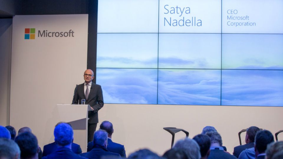 Microsoft-CEO Satya Nadella kündigt Cloud-Dienste aus deutschen Rechenzentren an - Foto: Microsoft