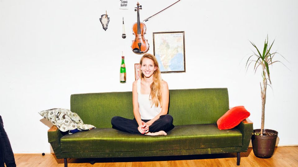 Mareike Geiling, 28, hat ihr WG-Zimmer im vergangenen Jahr einem Flüchtling überlassen. Sie und ihr Mitbewohner waren von der Erfahrung so begeistert, dass sie ­daraufhin die Onlineplattform „Flüchtlinge Willkommen“ gestartet haben
