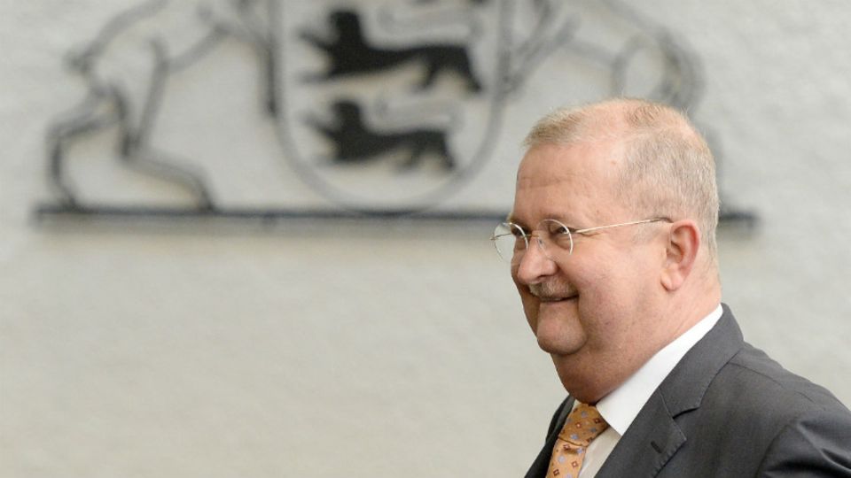 Wendelin Wiedeking hat gut lachen: Sein Prozess endet mit einem Freispruch - Foto: dpa