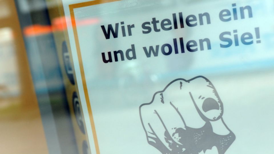 "Wir stellen ein": Die Zahl der sozialversicherungspflichtigen Beschäftigten liegt auf Rekordniveau