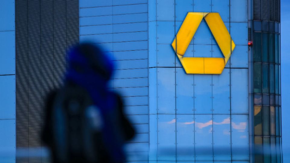 Cum-Cum-Geschäfte: Die Commerzbank hat bei der Steuerumgehung geholfen - Foto: Getty Images