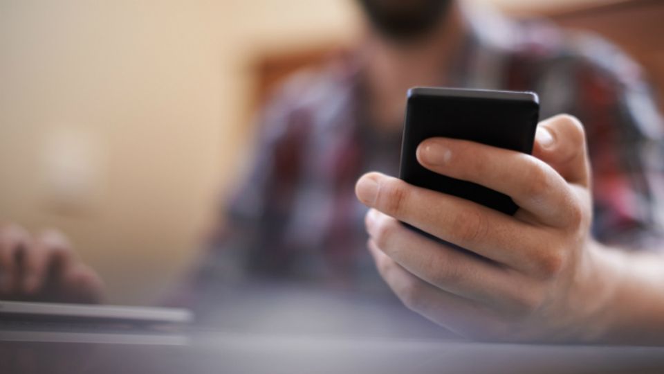 Die Generation Y nutzt zwar Smartphones sehr gern - nur nicht für Bankgeschäfte