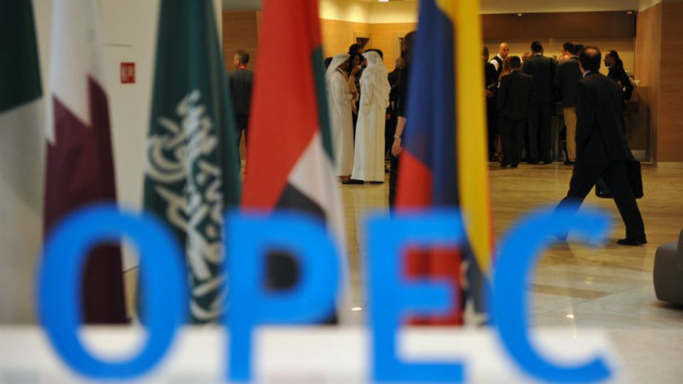Bei ihrem Treffen in Algier einigte sich die Opec grundsätzlich auf eine Drosselung der Fördermenge - Foto: Getty Images