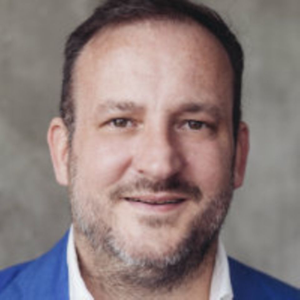factory-ceo-udo-schloemer
