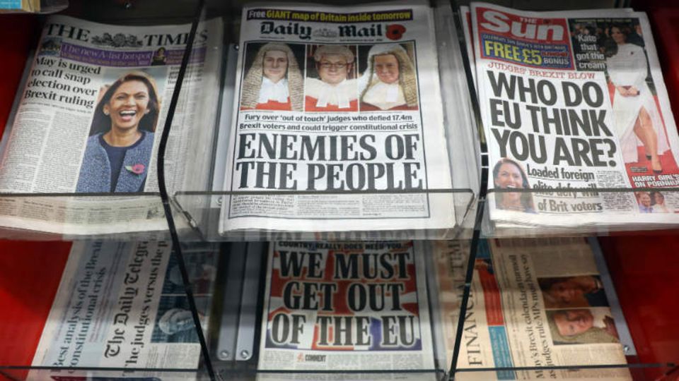 Schlagzeilen britischer Zeitungen nach dem Urteil des High Court - Foto: Getty Images