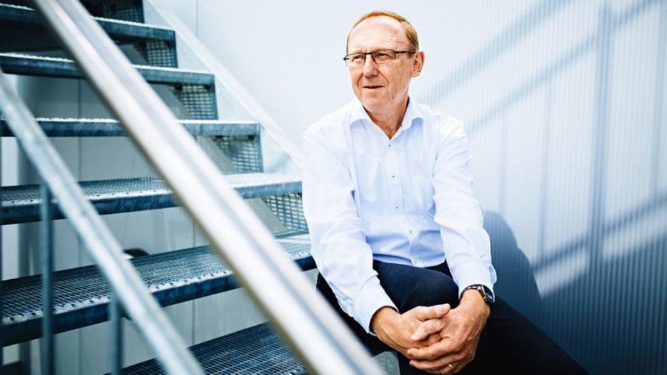 eit 37 Jahren arbeitet Karl Ulrich Garnadt bei der Lufthansa. Er sagt von sich, er sei eigentlich ein konservativer Typ. Doch für den Chefposten bei Eurowings lässt der Manager jetzt auch mal die Krawatte weg