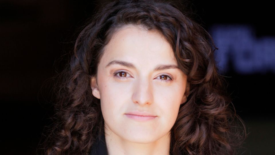 Esra Küçük