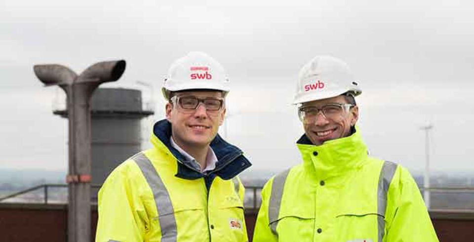 SWB-Vorstände Torsten Köhne (r.) und Timo Poppe