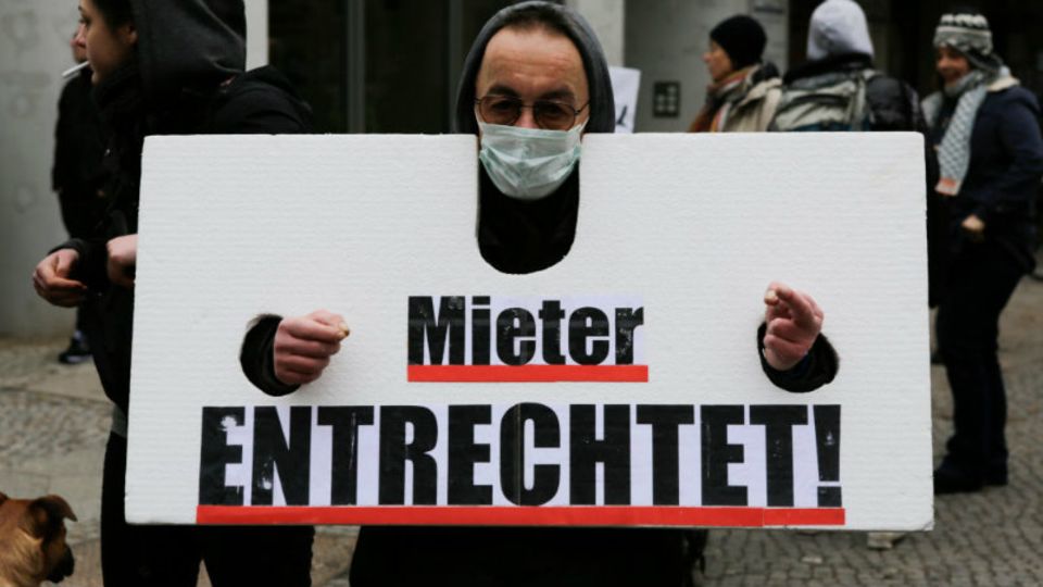 Demonstration gegen hohe Mieten Ende Februar in Berlin-Kreuzberg