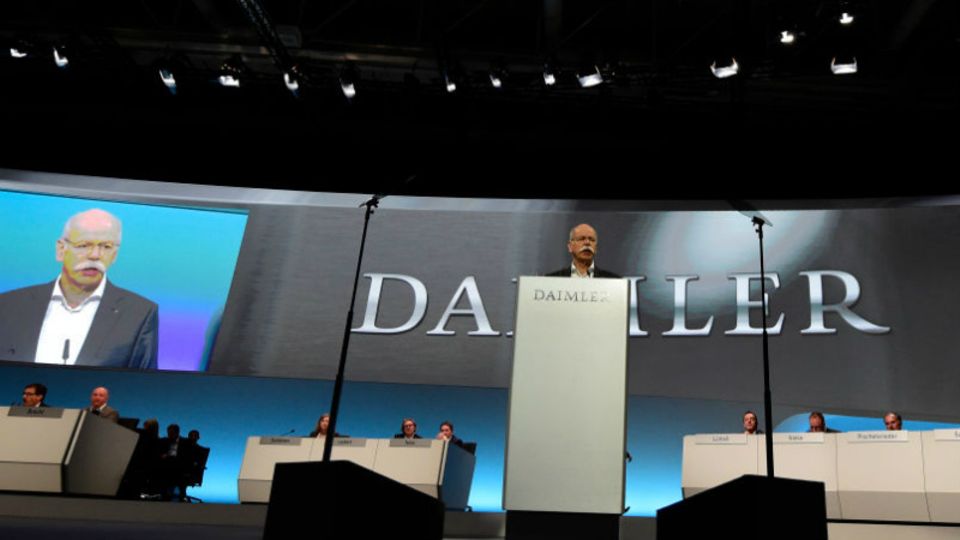 Keine Feierlaune: Daimler-Chef Dieter Zetsche spricht auf der Hauptversammlung
