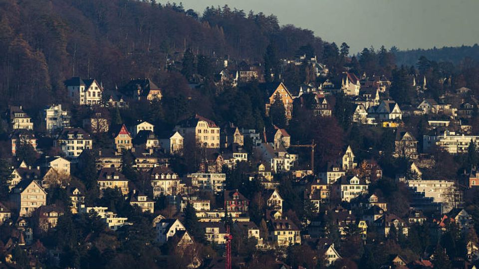 Häuser in Zürich: In der Schweiz gibt es Stimmen, die den Immobilienmarkt vor Ausländern abschotten wollen
