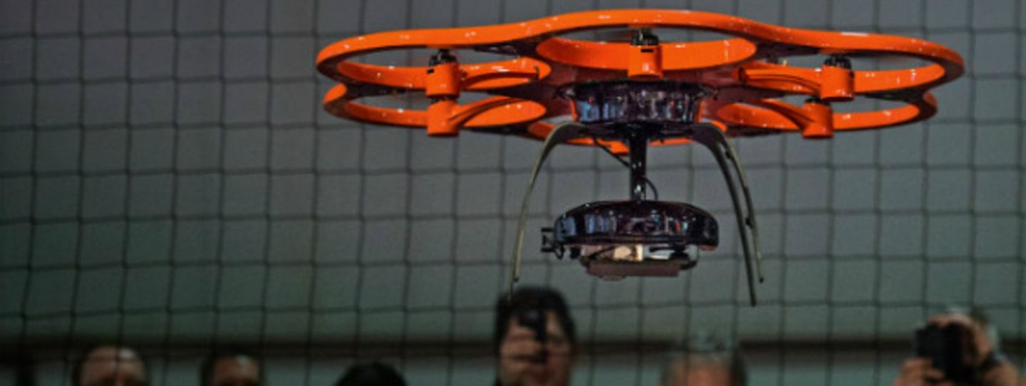 Auf der Cebit in Hannover kamen dieses Jahr 100.000 Besucher in die Halle der Drohnenpiloten
