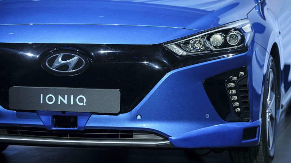 Hyundai (Gewinn 2016: 4,7 Mrd. Dollar): Die Südkoreaner sind der sechstgrößte Autobauer weltweit. Der Gewinn schrumpfte im vergangenen Jahr um 18 Prozent. Für die Zukunft setzt Hyundai auch auf E-Autos wie den Ioniq.