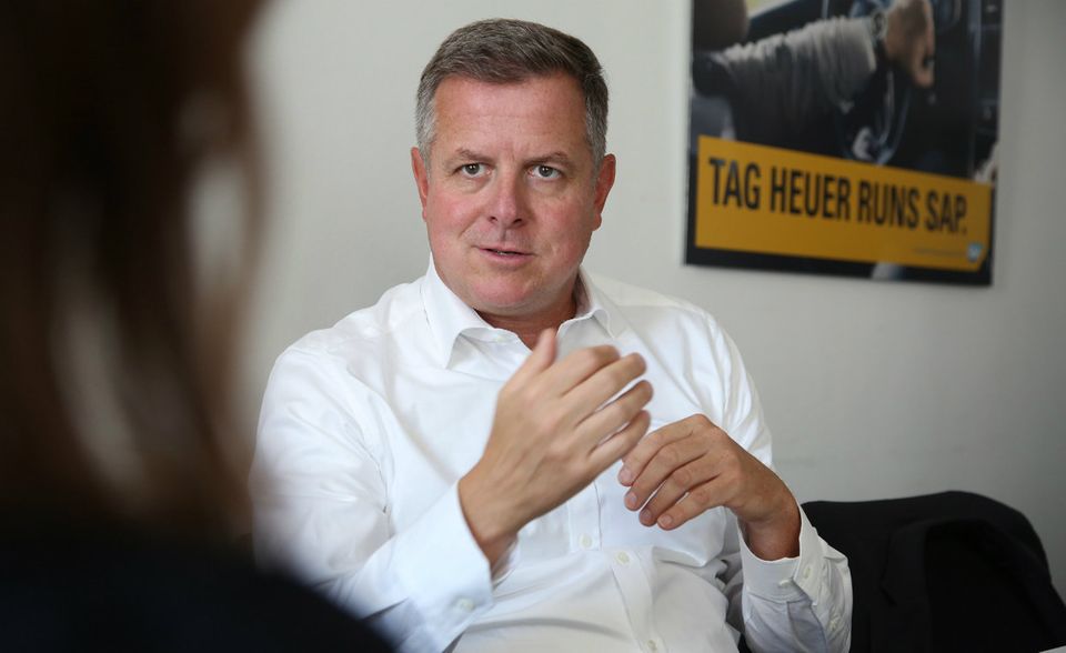 Auch SAP-Personalvorstand Stefan Ries blickt auf einschlägige Erfahrungen zurück. In den 90er-Jahren arbeitete er für den PC-Hersteller Compaq.