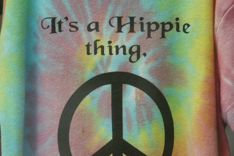 Shirt mit der Aufschrift "It's a Hippie thing"