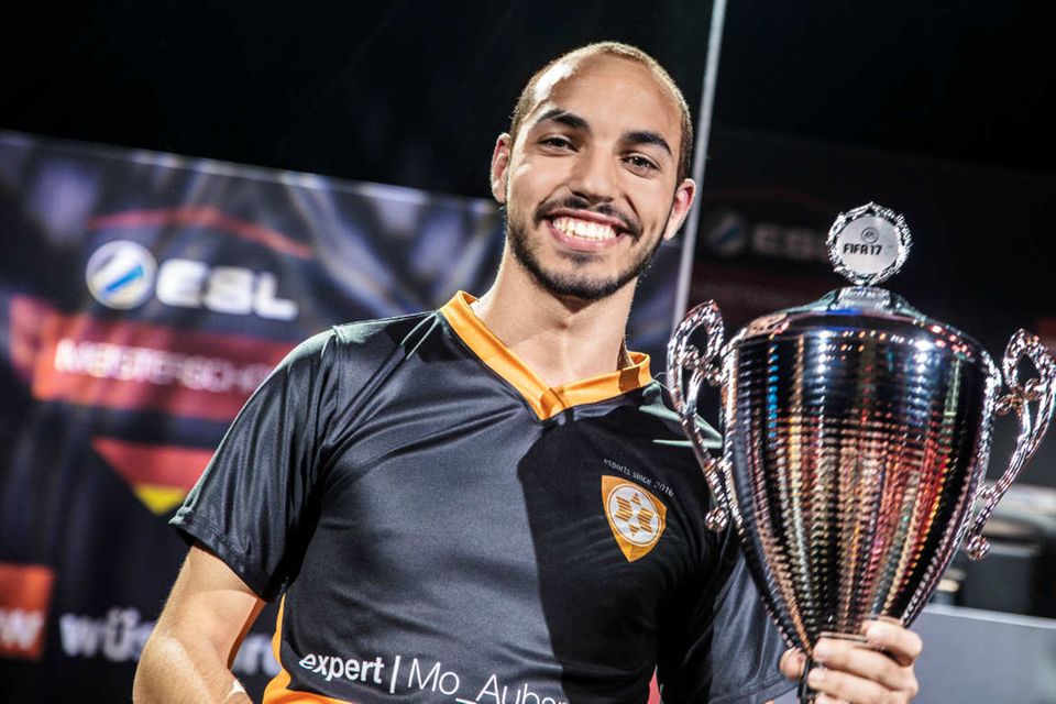 2016: Expert startet sein eigenes E-Sports-Team mit FIFA-Starspieler Mohammed Harkous