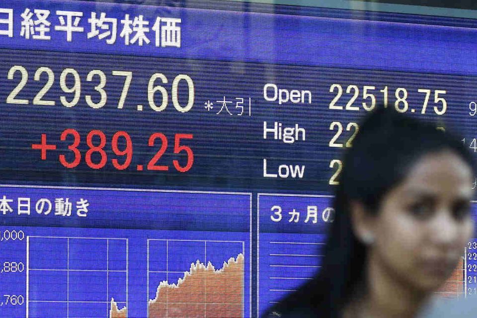Am 7. November schloss der Aktienindex Nikkei auf dem höchsten Stand seit 1992