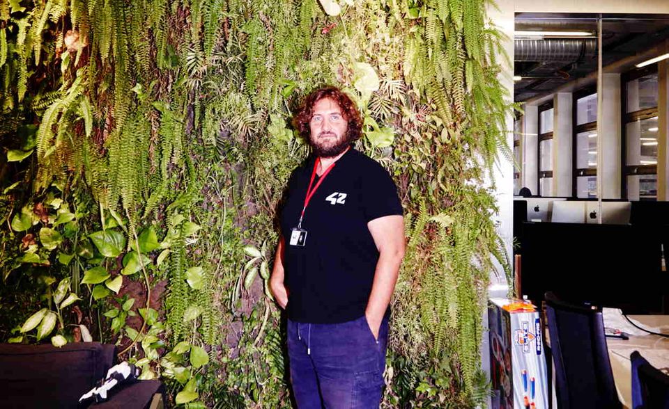 Nicolas Sadirac leitet die Programmierschule