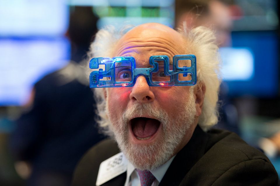 Optimismus überall: Ein New Yorker Börsenhändler mit einer Art 2018-Brille