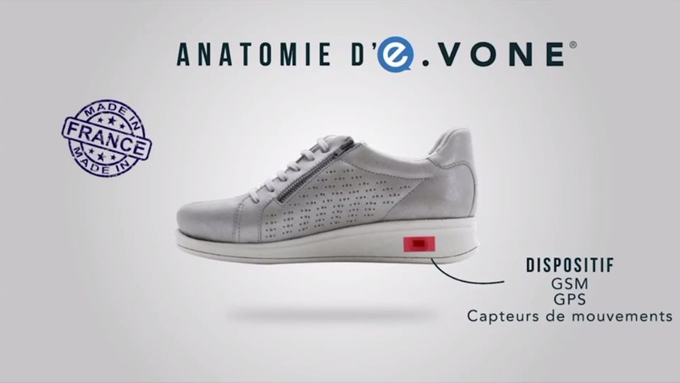 Die französische Firma e-vone hat Schuhe entwickelt, die erkennen sollen, wenn ihre Träger stürzen, um dann einen Hilferuf zu verschicken.
