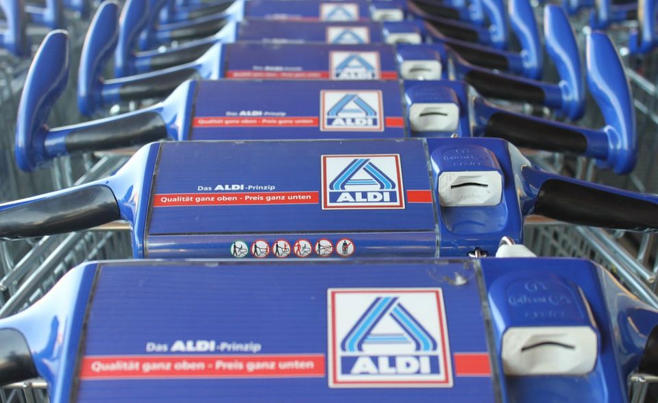 #8 Aldi (Umsatz 2016: 84,9 Mrd. Dollar): Etwa zwei Drittel des Umsatzes erwirtschaftet der deutsche Discounter im Ausland. Und es könnten noch mehr werden, wenn Aldi wie angekündigt die Zahl der Geschäfte in den USA von 1600 auf 2500 aufstockt.
