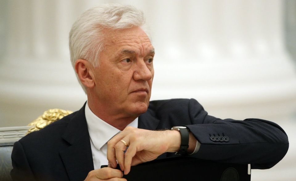 Bilderstrecke: #9 Gennadi Timtschenko (Vermögen: 15,7 Mrd. Dollar): Er gilt als einer der mächtigsten Männer Russlands - auch wegen seiner Freundschaft mit Präsident Wladimir Putin. Timtschenko steht auf der US-Sanktionsliste. #9 Gennadi Timtschenko (Vermögen: 15,7 Mrd. Dollar): Er gilt als einer der mächtigsten Männer Russlands - auch wegen seiner Freundschaft mit Präsident Wladimir Putin. Timtschenko steht auf der US-Sanktionsliste.